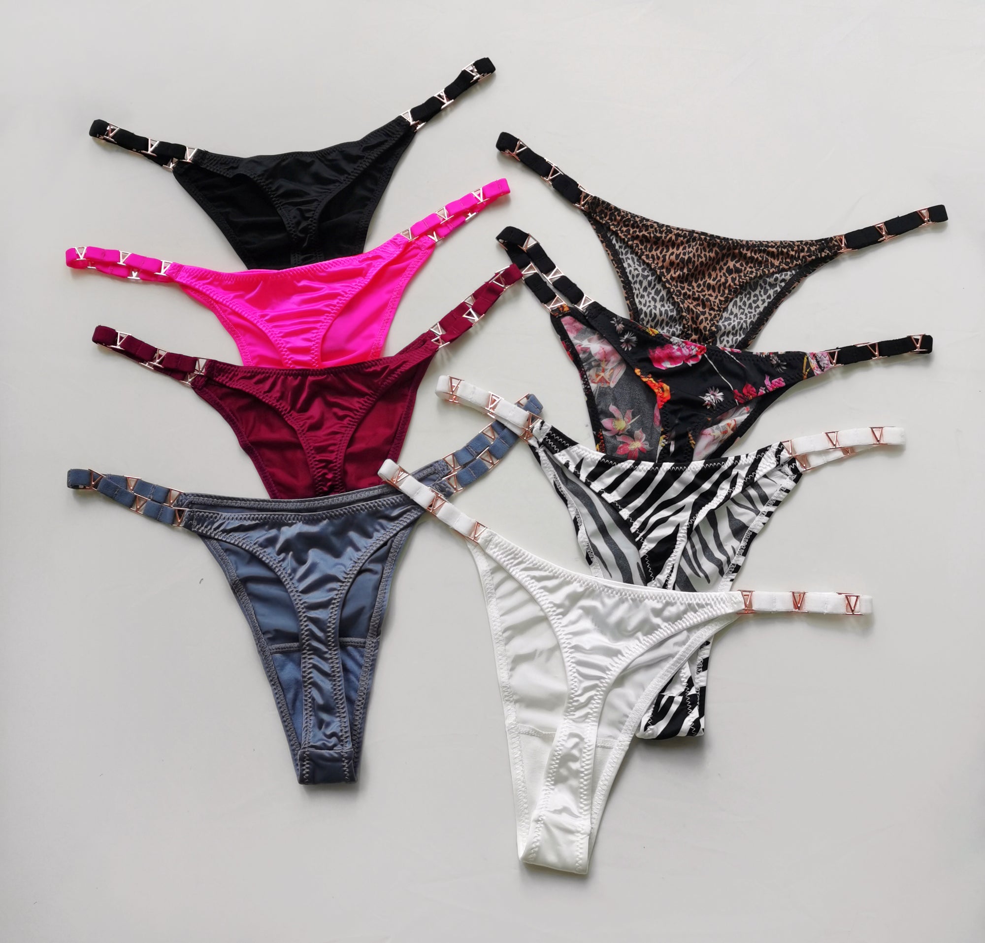 JIYUE Sculpting Half-Cover Hipster - Sexy Metallic G-String