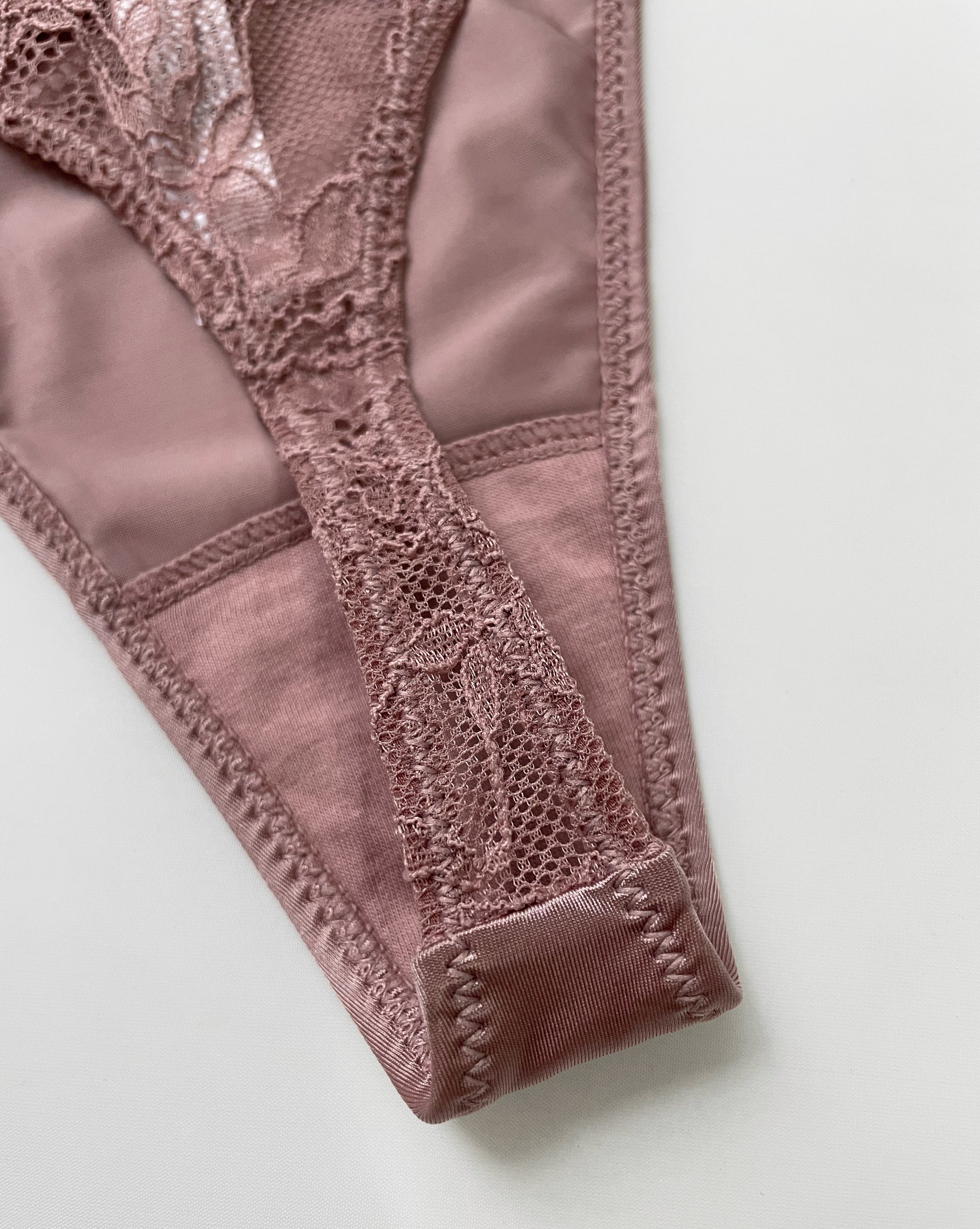 JIYUE High-Waist Metal Ring Lace Panty - Adjustable & Sculpting