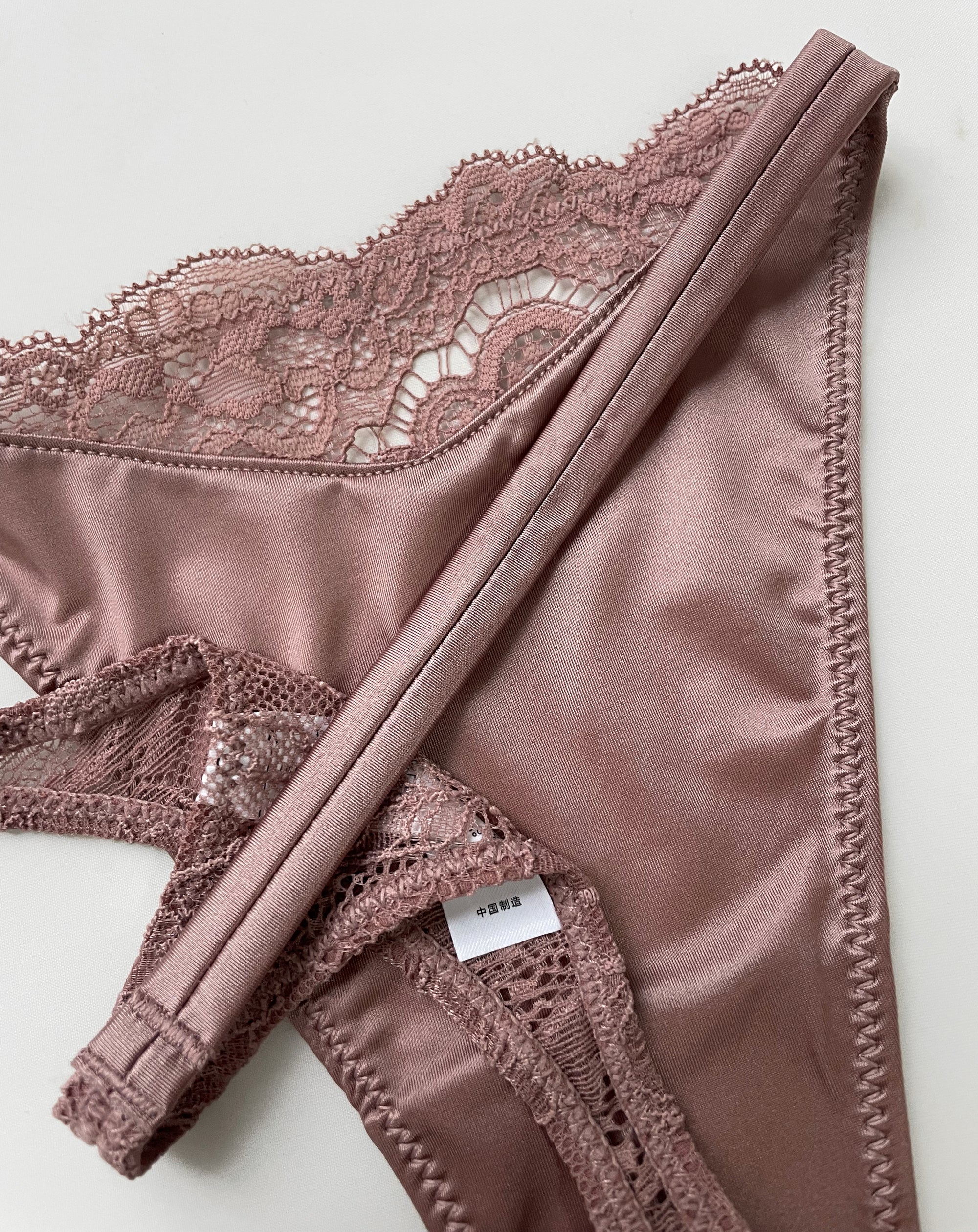 JIYUE High-Waist Metal Ring Lace Panty - Adjustable & Sculpting