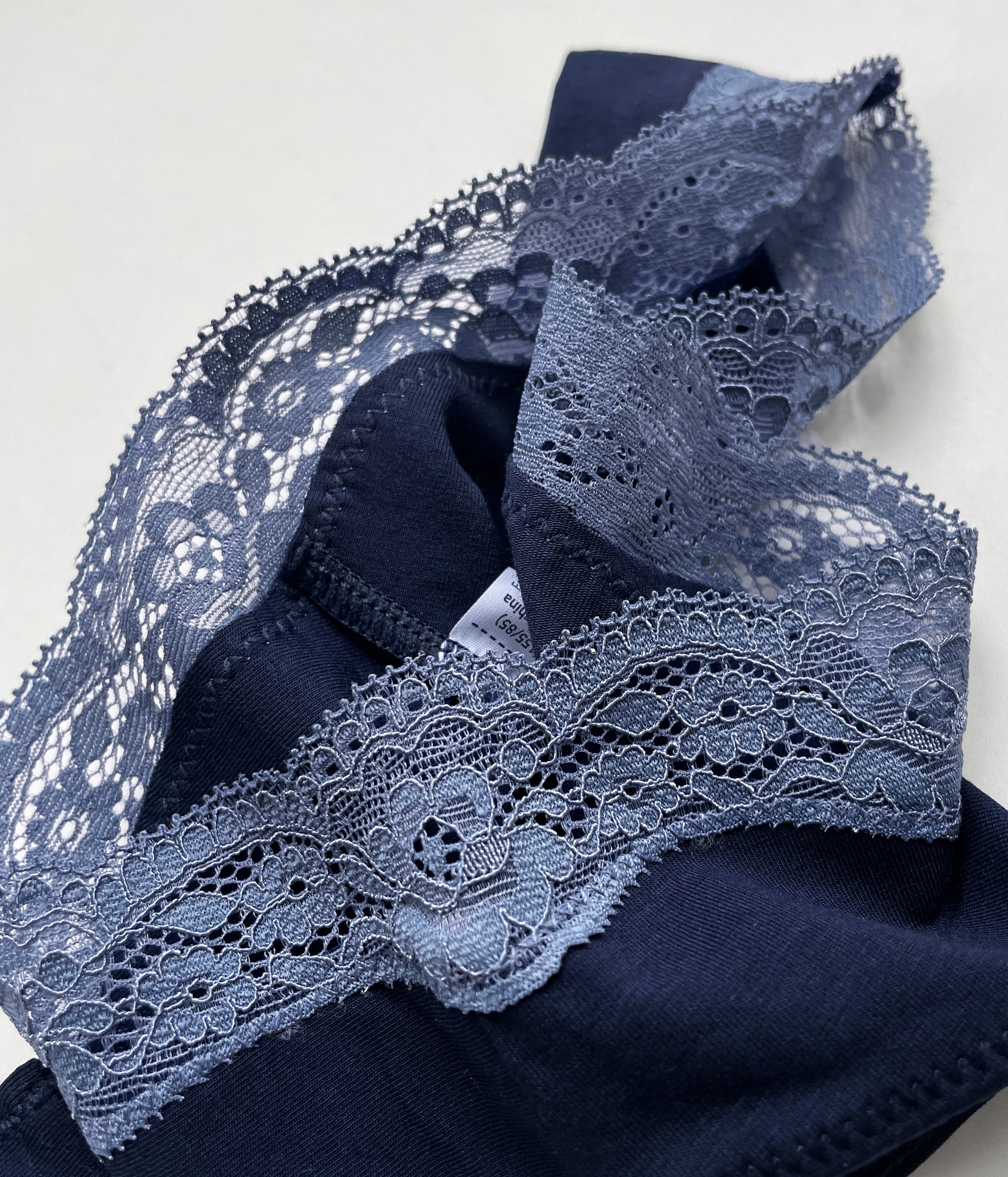 JIYUE Sexy High-Cut Thong - Soft Cotton Modal Lace, No Show & Comfortable Fit