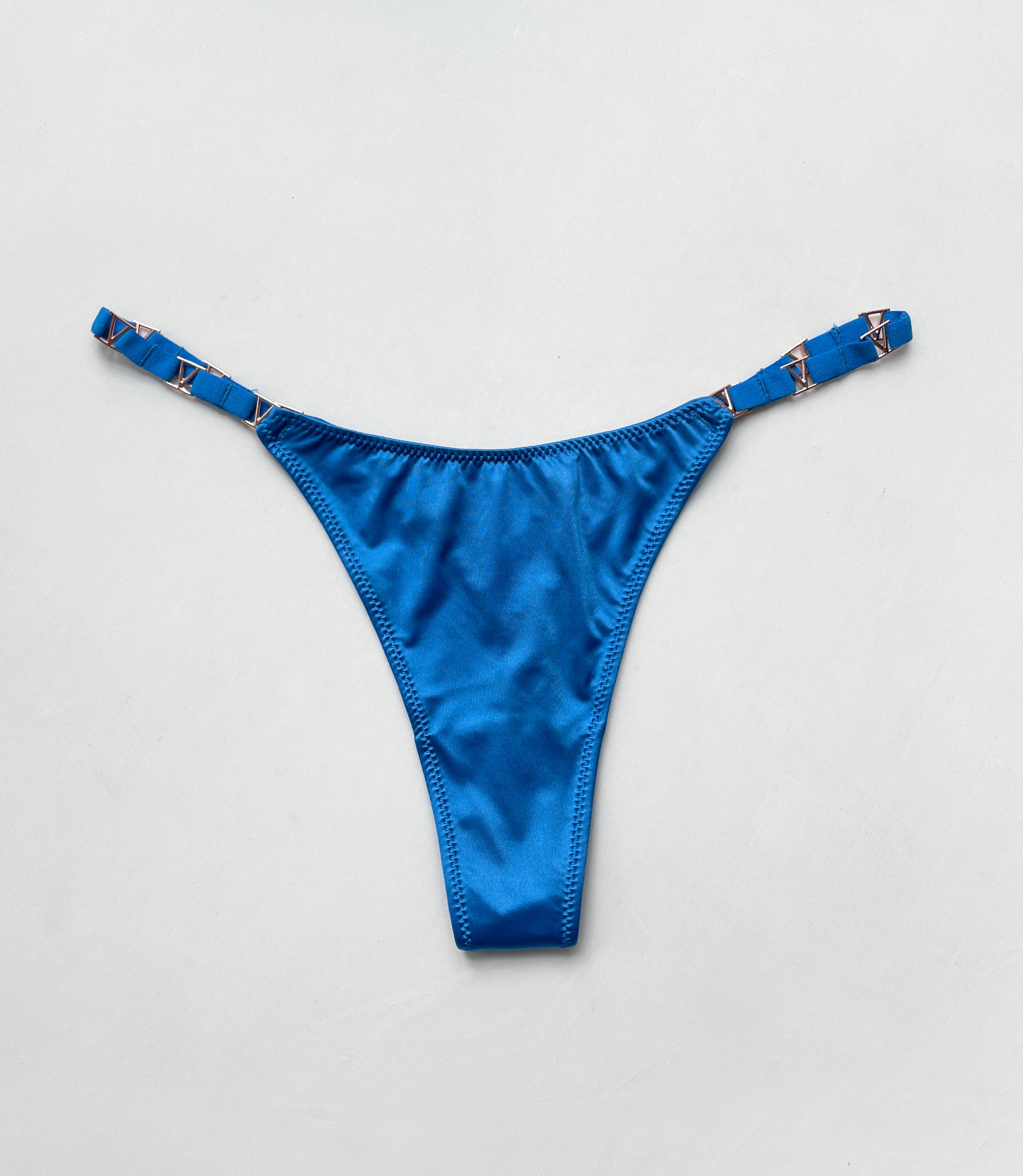 JIYUE Sculpting Half-Cover Hipster - Sexy Metallic G-String